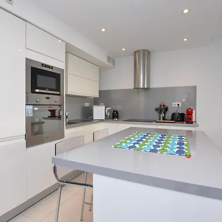 Awesome In With Wifi *