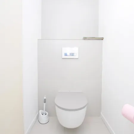 Awesome In With Wifi * Antibes