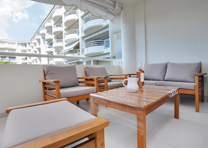 Awesome In With Wifi Apartment